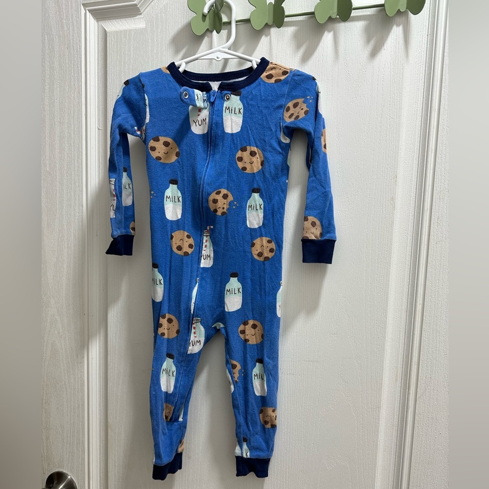 Toddler footless pajamas, Size 24m, milk & cookies.